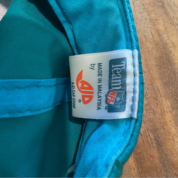 Miami Dolphins Vintage NFL football hat snapback - Picture 6 of 8